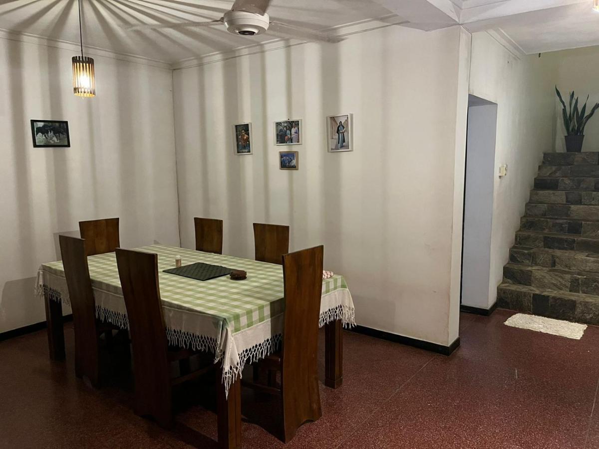 Rustic Mahaweli Appartement Kandy Buitenkant foto